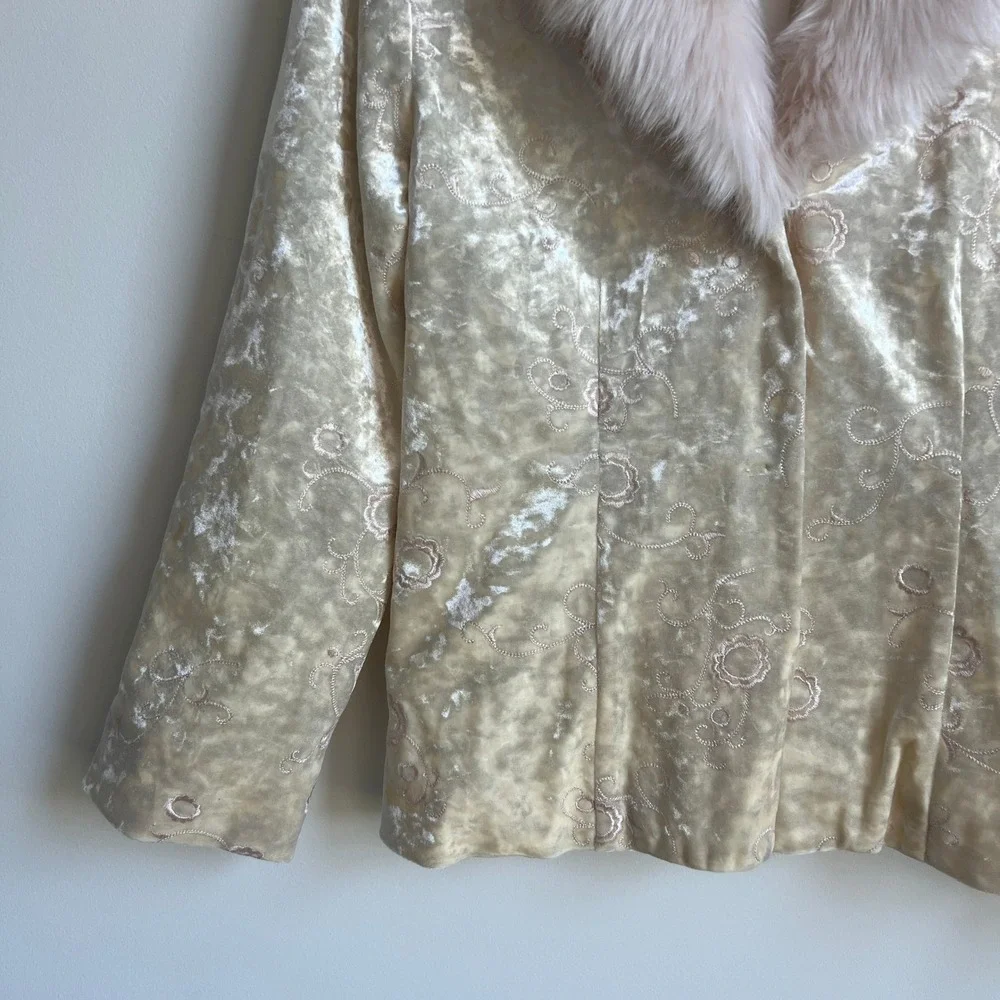 Y2k 2000s Velvet floral Embroidered Faux Fur Collar Coat 70s‎ Boho Glam Vibes
